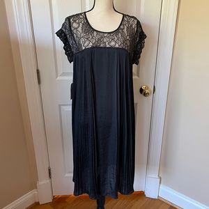 SISLEY Paris* Gray Lace Pleated Loose & Cool Dress M 🇮🇹 Italy *NEW* Oversize